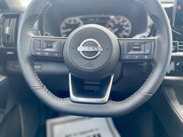 new 2025 Nissan Pathfinder car, priced at $38,179