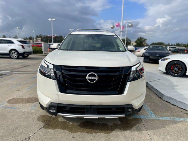 new 2024 Nissan Pathfinder car, priced at $48,996