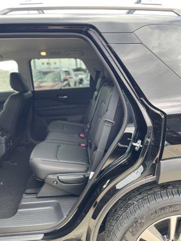 new 2025 Nissan Pathfinder car, priced at $41,000