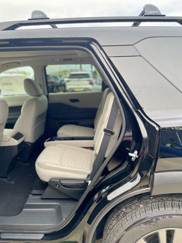 new 2025 Nissan Pathfinder car, priced at $39,714