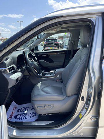 used 2022 Toyota Highlander Hybrid car, priced at $47,258