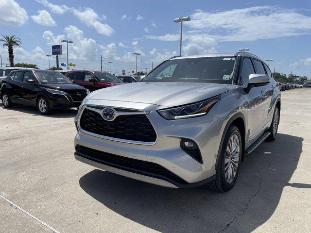 used 2022 Toyota Highlander Hybrid car, priced at $47,258