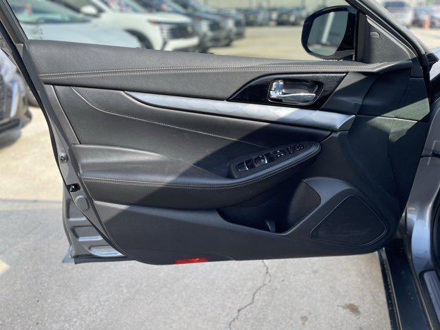 used 2022 Nissan Maxima car, priced at $26,969