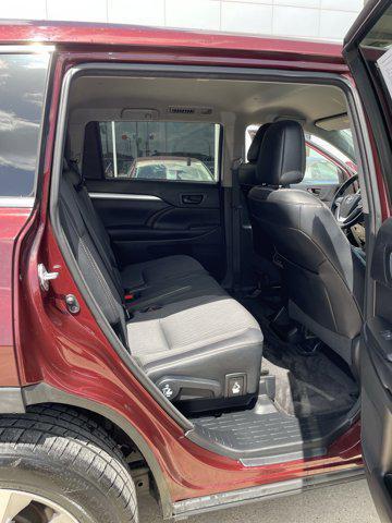 used 2016 Toyota Highlander car, priced at $15,896