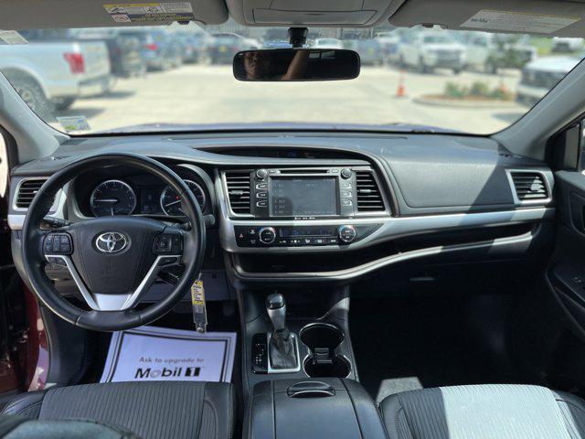 used 2016 Toyota Highlander car, priced at $15,896