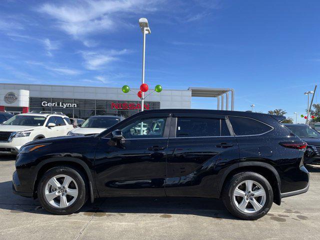 used 2024 Toyota Highlander car, priced at $41,957