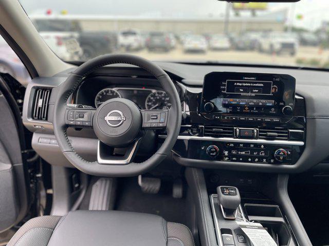 new 2025 Nissan Pathfinder car, priced at $40,508