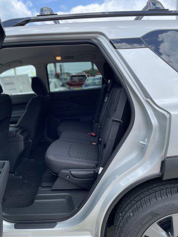 new 2025 Nissan Pathfinder car, priced at $38,527