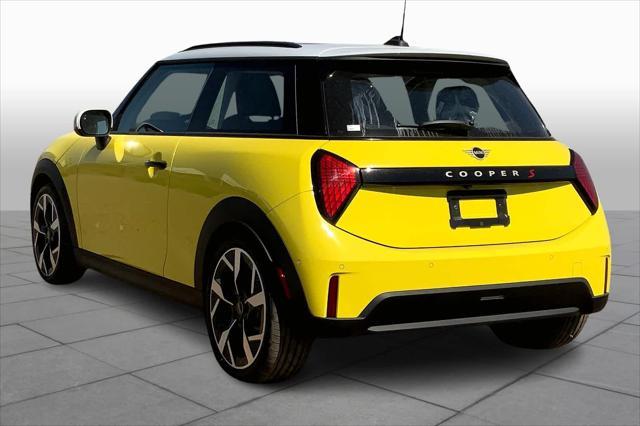 new 2025 MINI Hardtop car, priced at $36,145