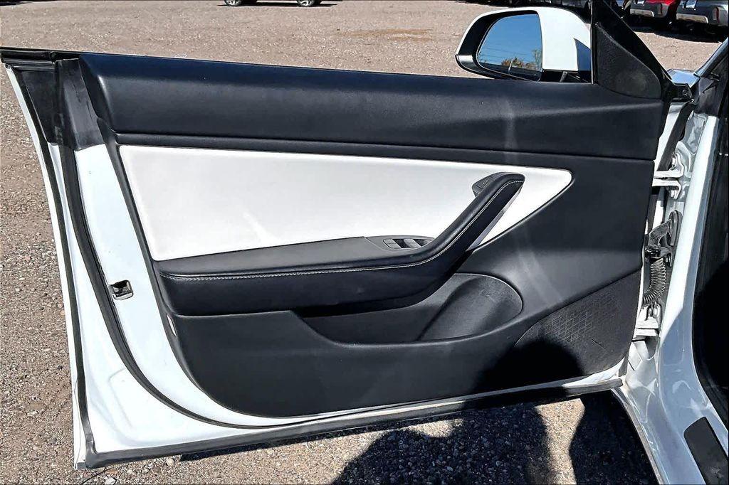 used 2021 Tesla Model 3 car, priced at $26,500