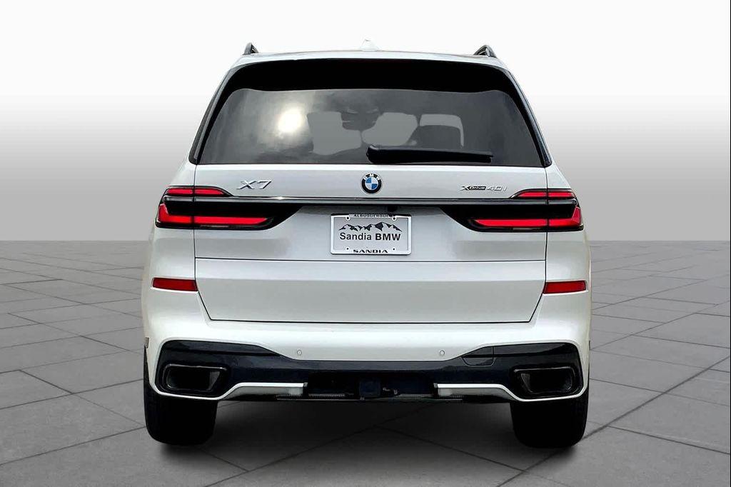 new 2025 BMW X7 car, priced at $89,950