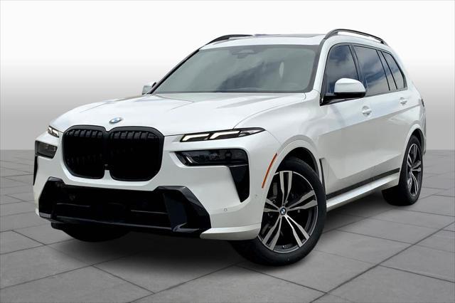 new 2025 BMW X7 car, priced at $95,205