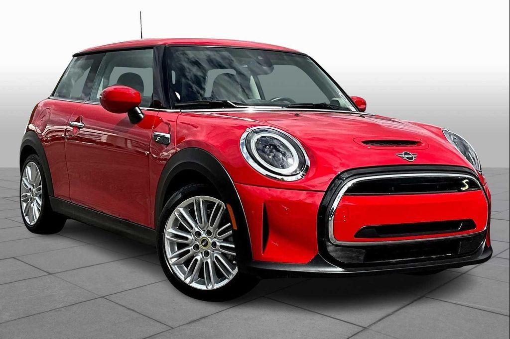 used 2024 MINI Hardtop car, priced at $19,950