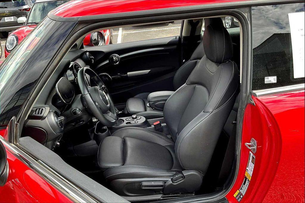 used 2024 MINI Hardtop car, priced at $19,950