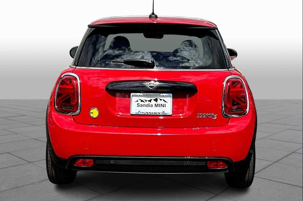 used 2024 MINI Hardtop car, priced at $19,950