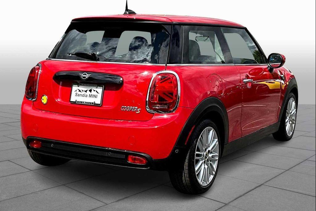 used 2024 MINI Hardtop car, priced at $19,950