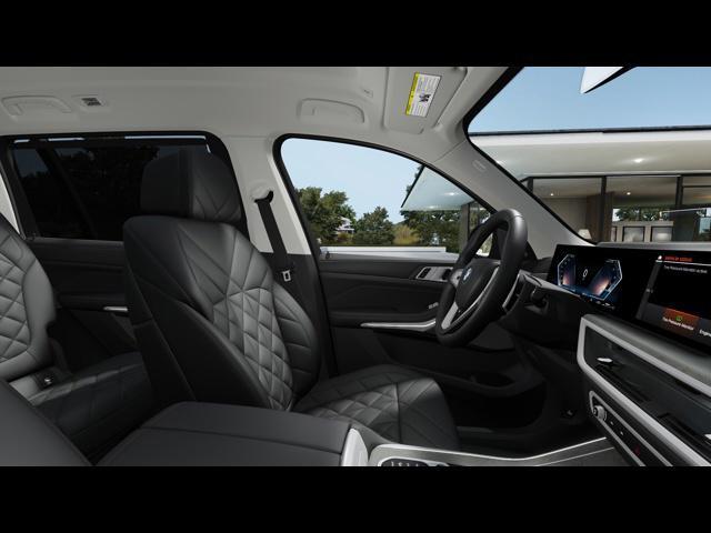 new 2025 BMW X7 car, priced at $90,170