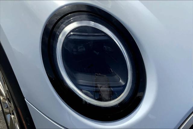 new 2025 MINI Hardtop car, priced at $35,000
