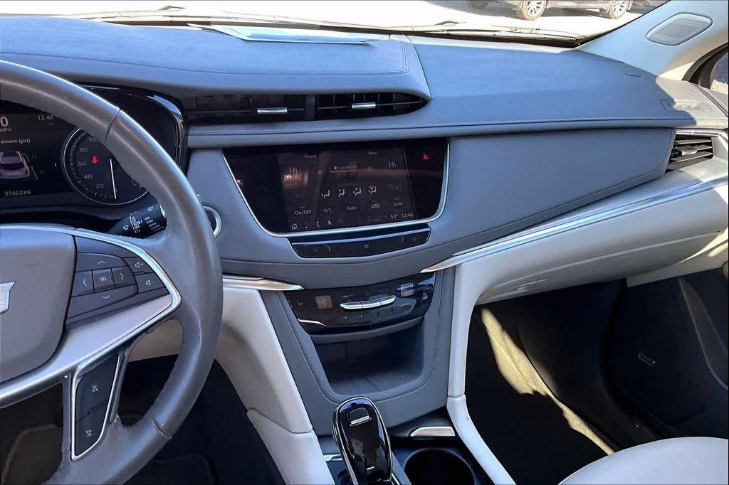 used 2021 Cadillac XT5 car, priced at $29,750