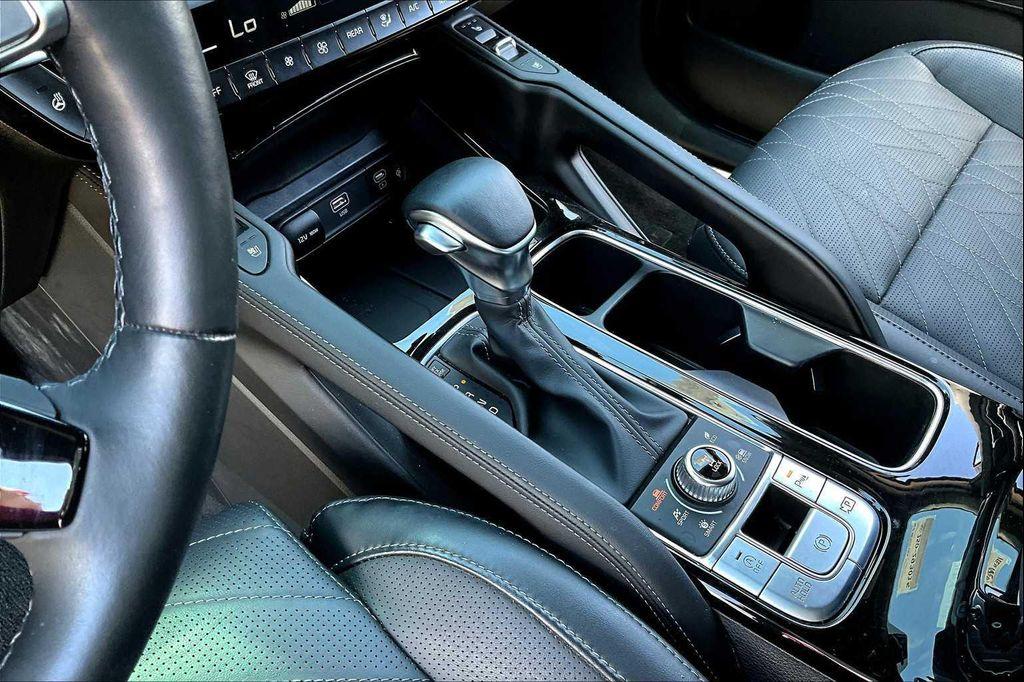 used 2024 Kia Telluride car, priced at $46,950