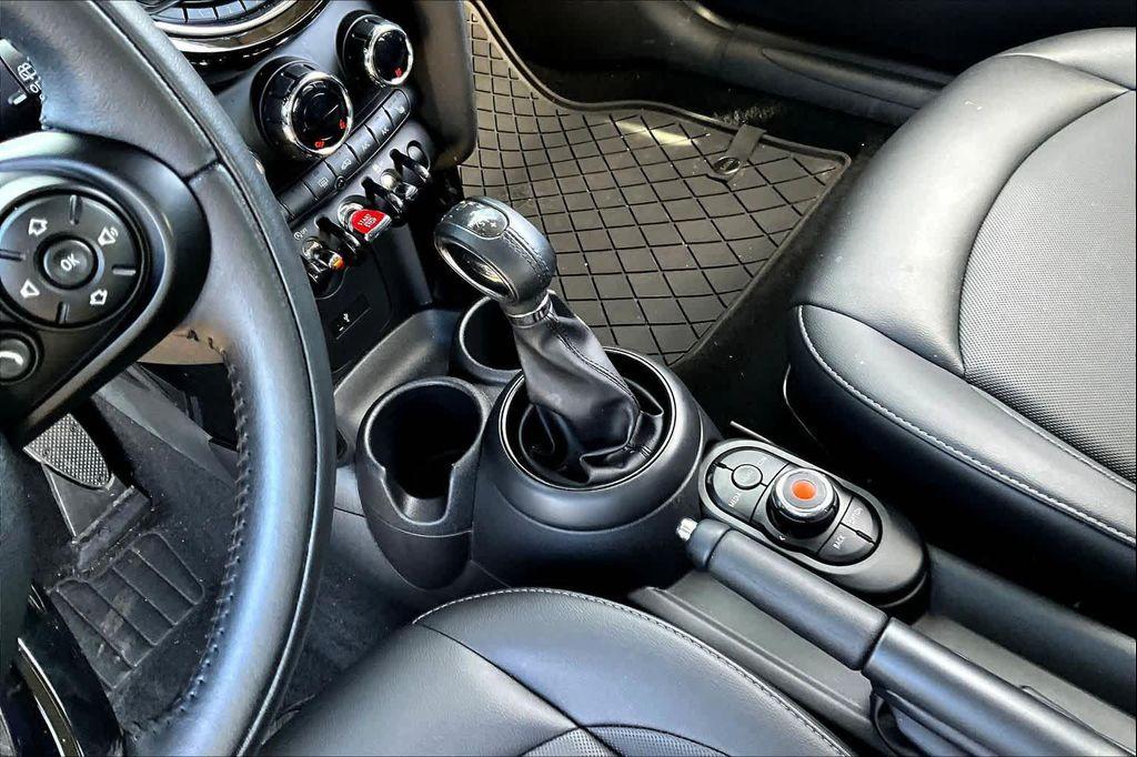 used 2019 MINI Hardtop car, priced at $18,900