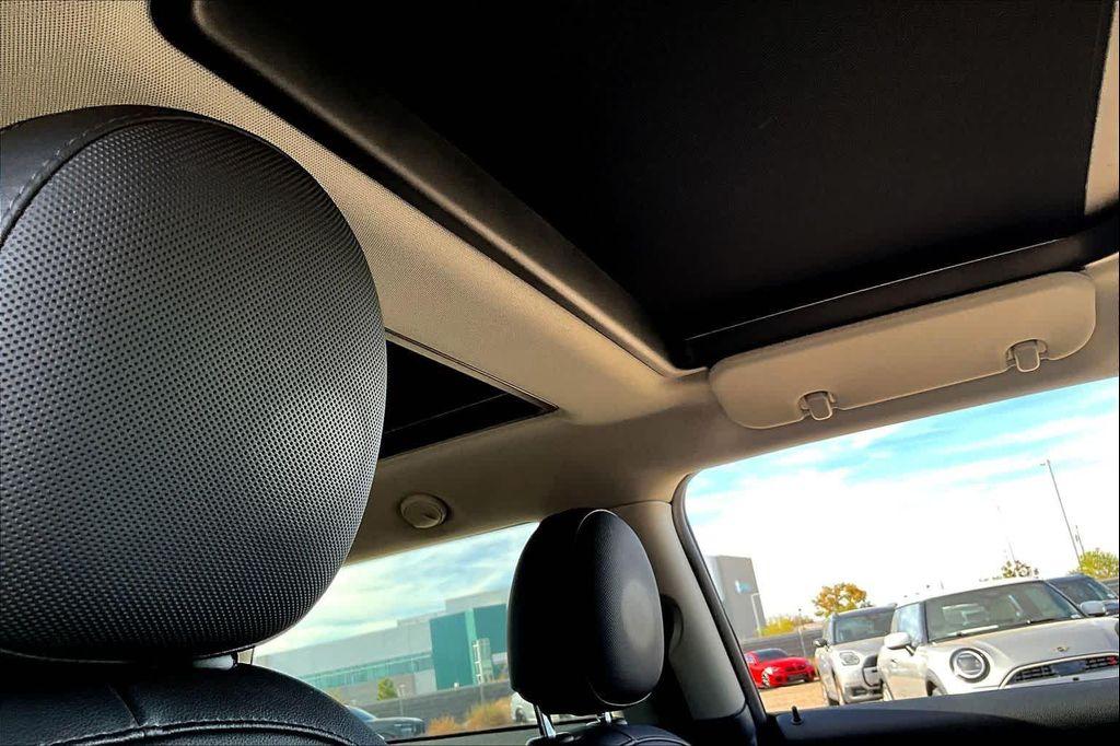 used 2019 MINI Hardtop car, priced at $18,900