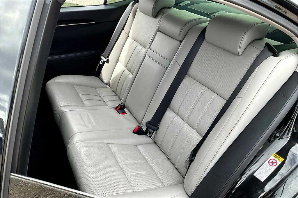 used 2016 Lexus ES 350 car, priced at $21,750