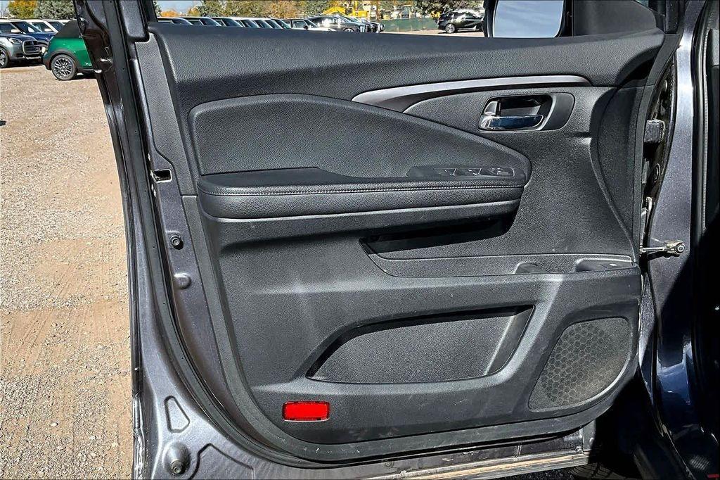 used 2021 Honda Passport car, priced at $25,000