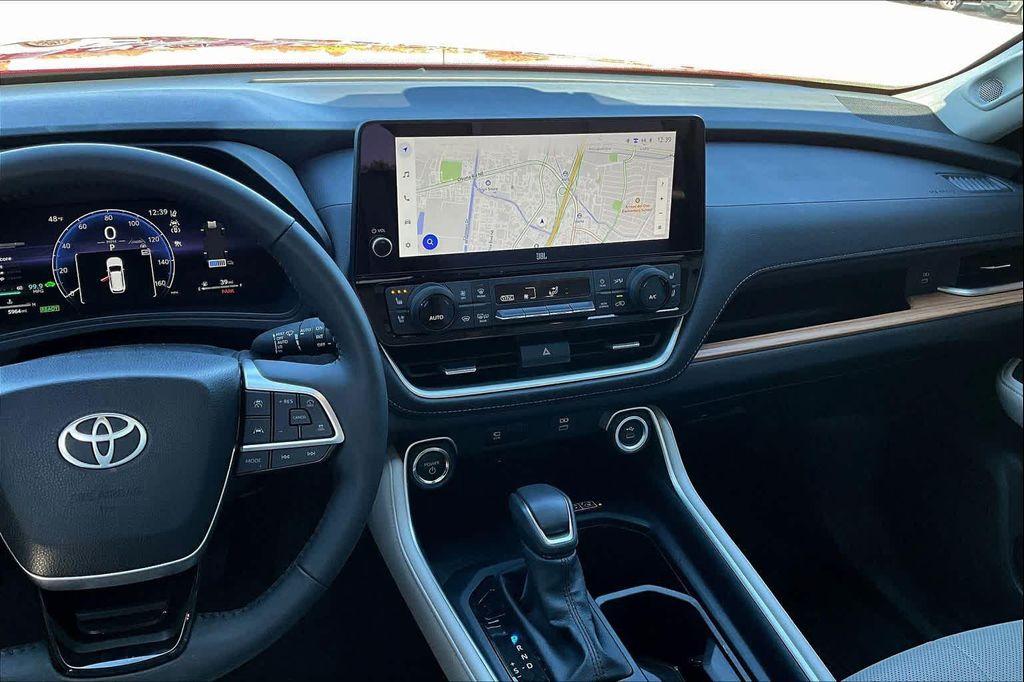 used 2025 Toyota Grand Highlander car, priced at $59,950