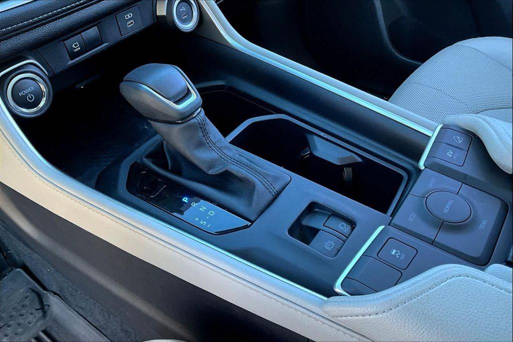 used 2025 Toyota Grand Highlander car, priced at $59,950