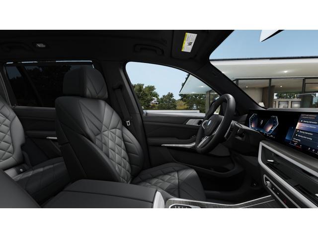 new 2026 BMW X7 car, priced at $93,675