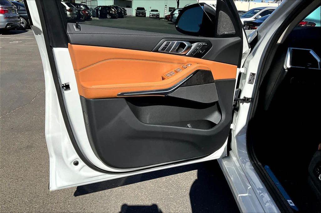 new 2026 BMW X7 car, priced at $94,865