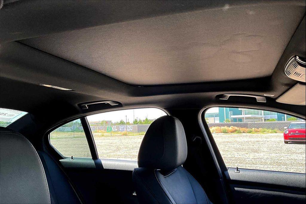 used 2021 BMW 330 car, priced at $26,950