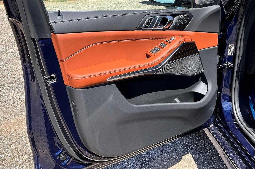 new 2026 BMW X7 car, priced at $128,230