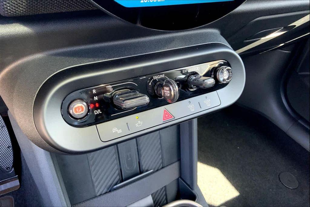 new 2025 MINI Hardtop car, priced at $35,500