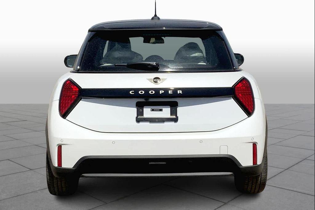 new 2025 MINI Hardtop car, priced at $35,560