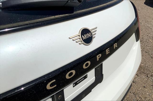 new 2025 MINI Hardtop car, priced at $35,560