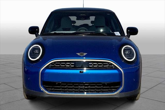 new 2025 MINI Hardtop car, priced at $35,730