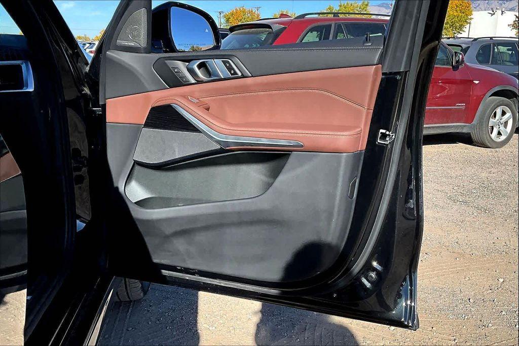 used 2025 BMW X7 car, priced at $79,900