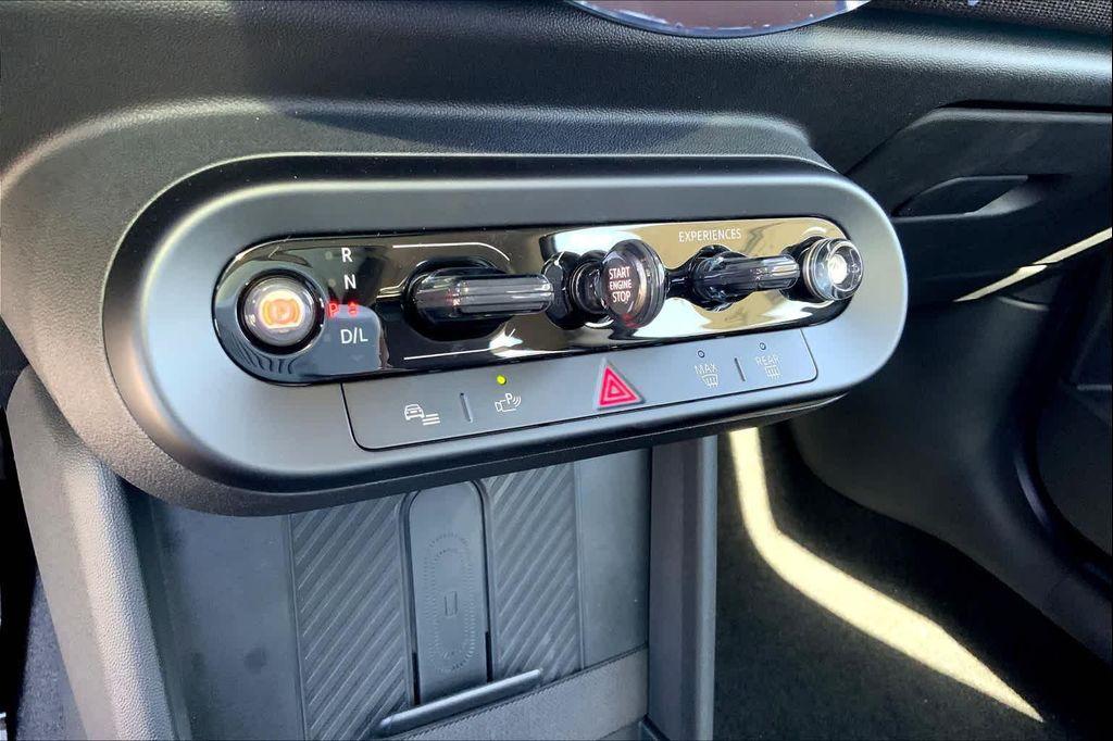 new 2025 MINI Hardtop car, priced at $34,500