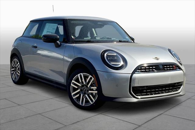 new 2025 MINI Hardtop car, priced at $35,595