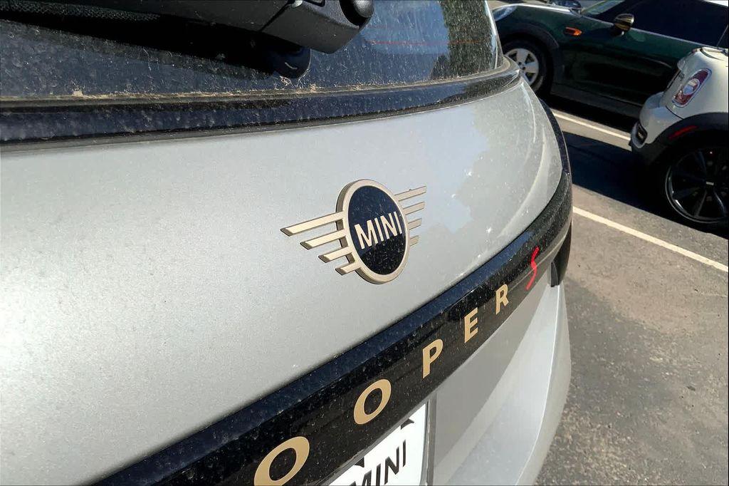 new 2025 MINI Hardtop car, priced at $34,500