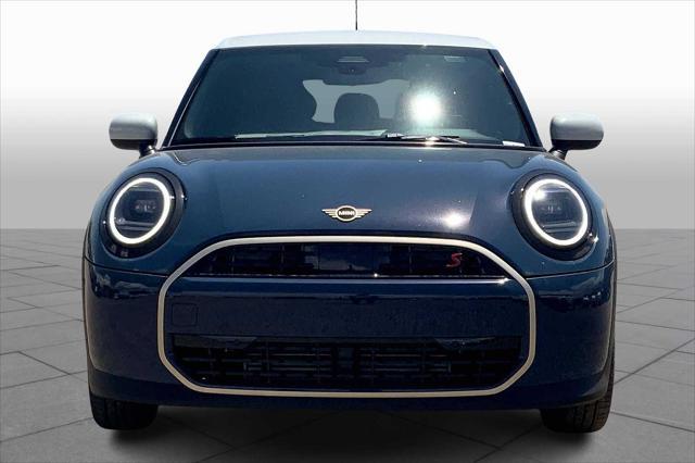 new 2025 MINI Hardtop car, priced at $37,410