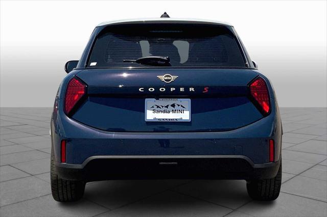 new 2025 MINI Hardtop car, priced at $37,410