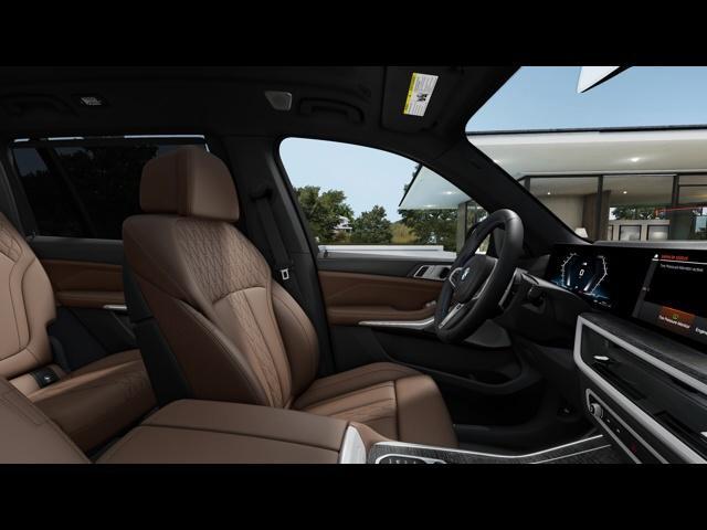 new 2025 BMW X7 car, priced at $124,090