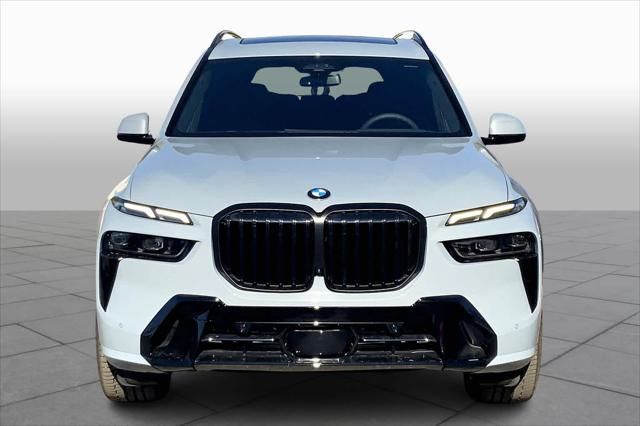 new 2025 BMW X7 car, priced at $98,220