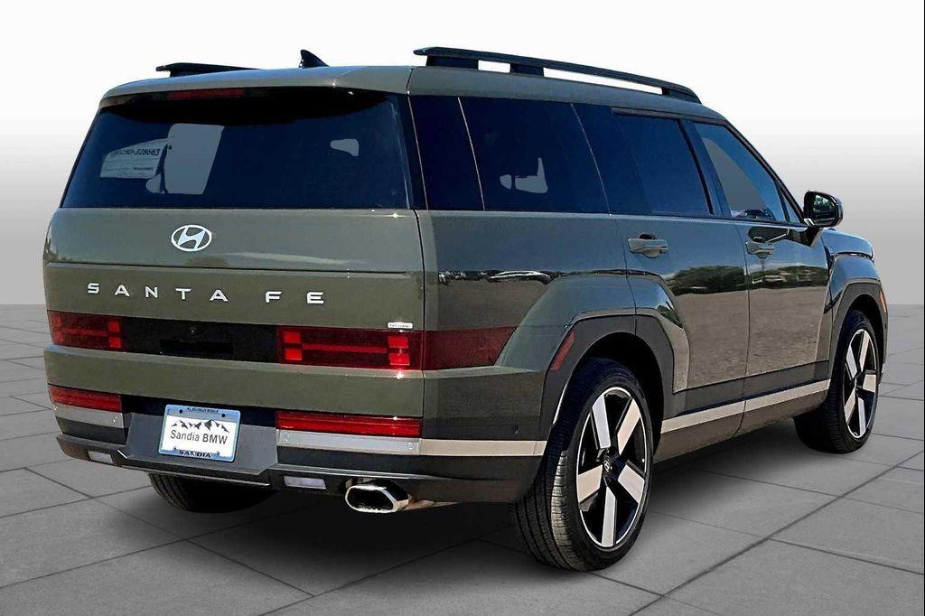 used 2025 Hyundai Santa Fe car, priced at $42,500