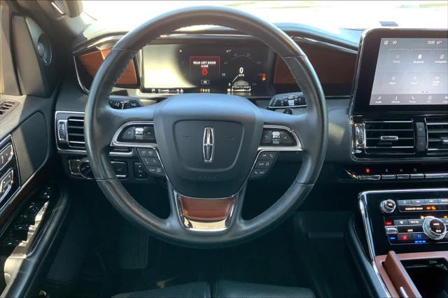 used 2020 Lincoln Navigator car, priced at $44,000