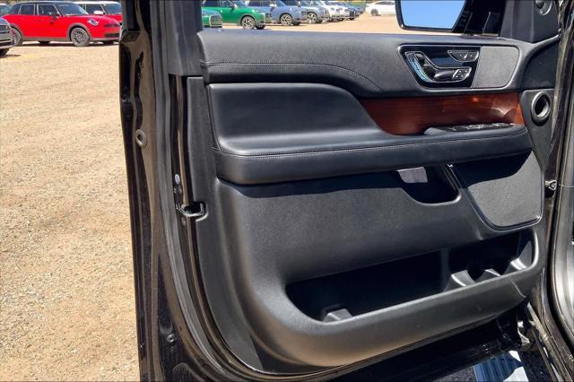 used 2020 Lincoln Navigator car, priced at $44,000
