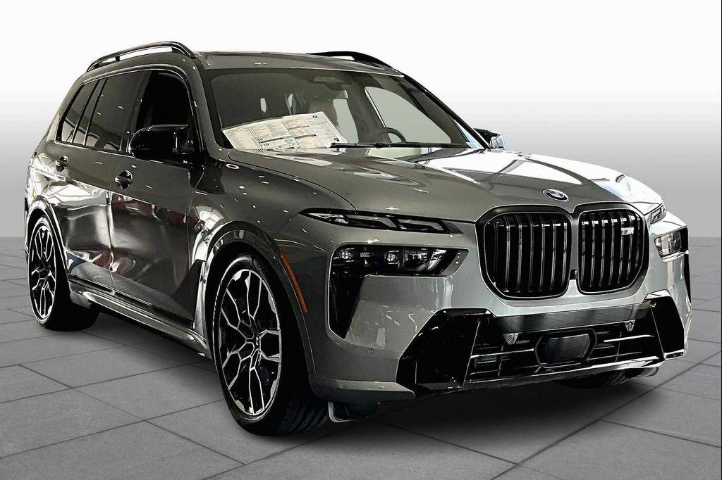 new 2026 BMW X7 car, priced at $125,690